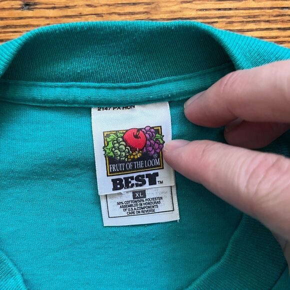 Vtg Myrtle Beach SC Teal Embroidered Graffiti Fruit Of The Loom Best T Shirt XL - Picture 3 of 5